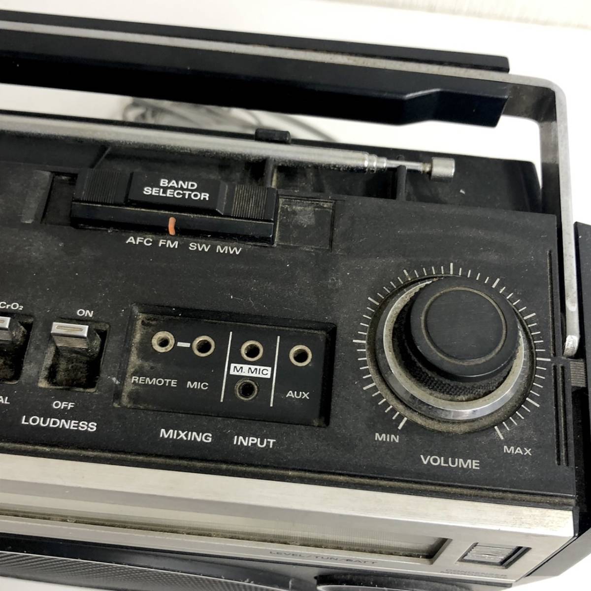 4803/ HITACHI TRK-5240 ラジカセ FM/SW/MW RADIO CASSETTE RECORDER