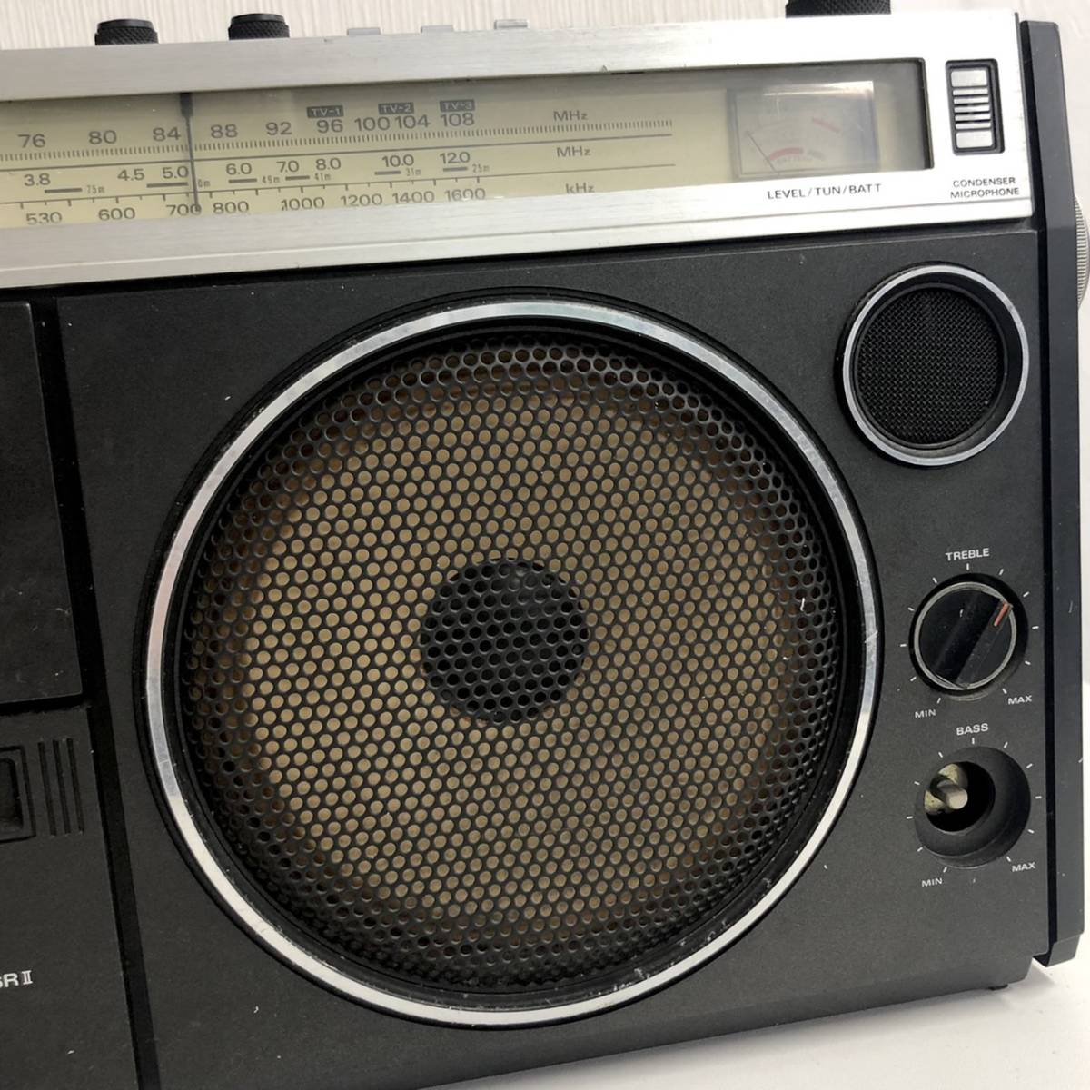4803/ HITACHI TRK-5240 ラジカセ FM/SW/MW RADIO CASSETTE RECORDER