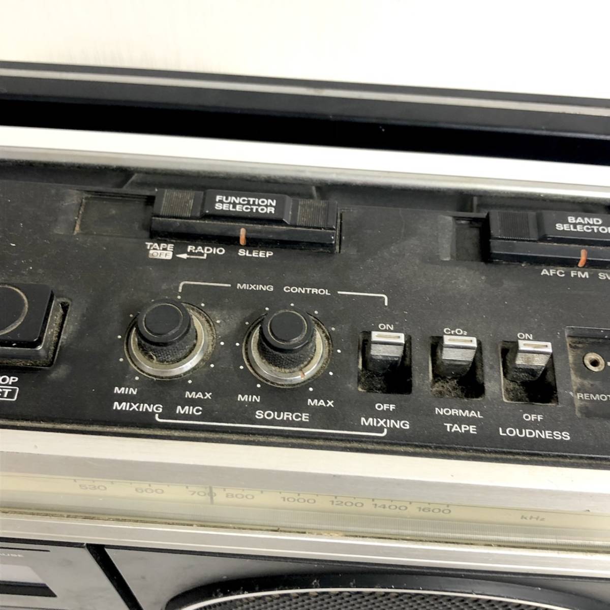 美品！動作品TRK-5240 ラジカセHITACHI/日立FM/SW/MWラジオ 4803/ HITACHI TRK-5240 ラジカセ FM/SW/MW RADIO CASSETTE RECORDER