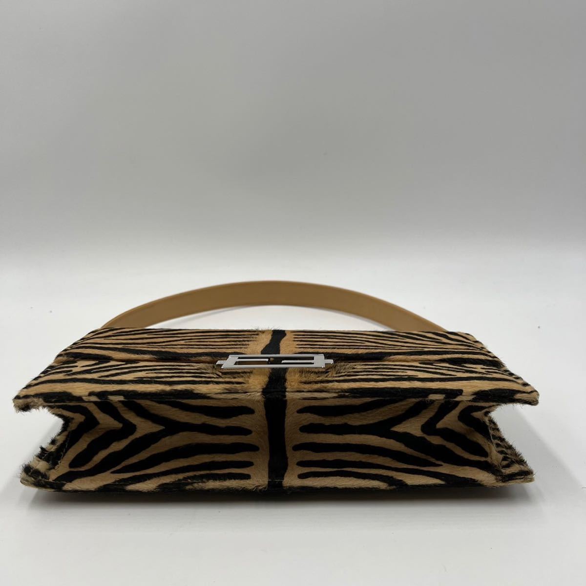 1円○絶版/美品○ FENDI フェンディ マンマバケット レオパード ハラコ 