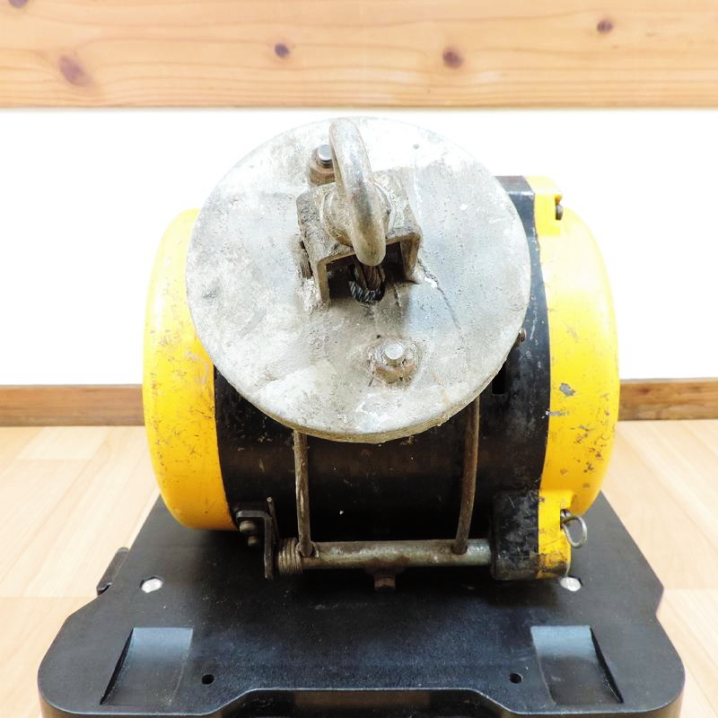 RYOBI リョービ 小型ウインチ WI-61C 最大巻上荷重：60kg 揚程：20m ホイスト クレーン 荷揚げ 100V 50/60Hz ■動作確認済■ 領収証発行可 リョービ WI-61C RYOBI 揚程：30m RYOBI（リョービ）荷重60kg 100vの通販