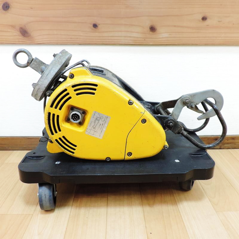 RYOBI リョービ 小型ウインチ WI-61C 最大巻上荷重：60kg 揚程：20m ホイスト クレーン 荷揚げ 100V 50/60Hz ■動作確認済■ 領収証発行可 リョービ WI-61C RYOBI 揚程：30m RYOBI（リョービ）荷重60kg 100vの通販