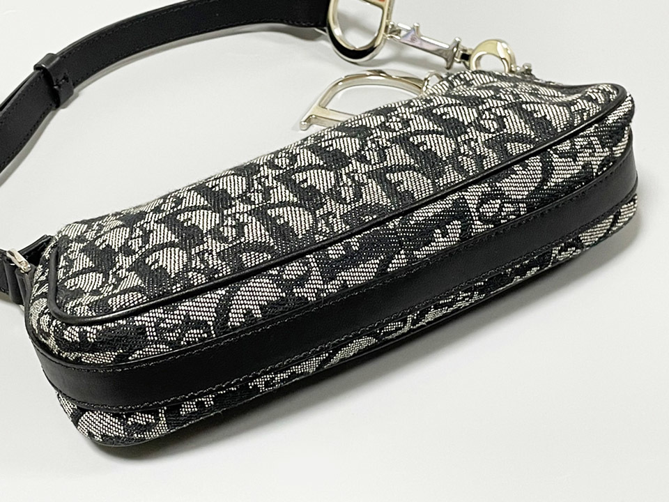 Christian Dior ディオール 美品 トロッター ロゴチャーム ワン