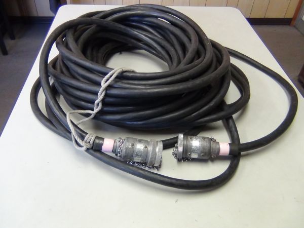 格安，新品 CANARE 16C50-M2 16ch 50m 品 使用感有り 擦傷錆汚れ糖有り 現状渡し 引取歓迎 写真と同等品 最後の出品(レコーディング、PA機器)｜売買されたオークション情報、yahooの商品情報をアーカイブ公開 - その他