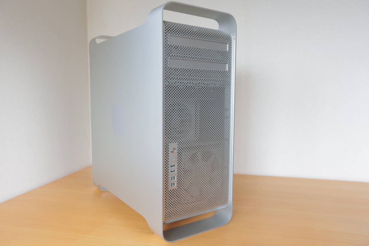【たかまさページ】 Apple Mac Pro (Mid 2012) 2014年にアップルストアで購入して自宅