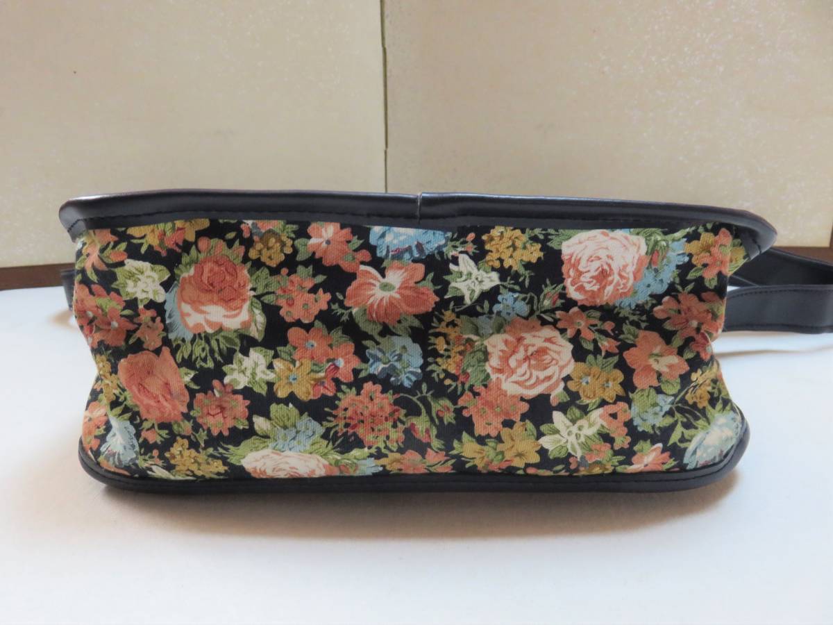 ☆平成・未使用の品☆【 AMICA MODA アミカモーダ 花柄 ショルダー 