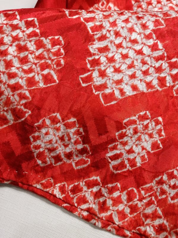 ★きものさらさ　アンティーク着物帯★長襦袢　振袖用　豪華日本刺繍半衿付き　鶴　鳥　大正ロマン　正絹　絞り　赤　リメイク　古布 アンティーク着物帯☆長襦袢 刺繍 赤 アンティーク着物帯 きものさらさ -「アンティーク刺繍半襟」の落札相場・落札価格