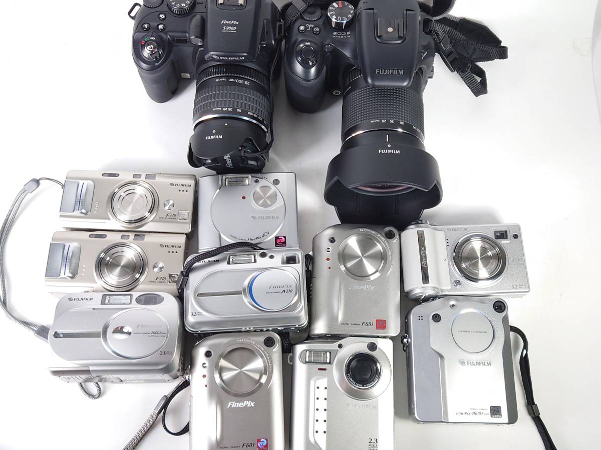 FUJIFILM コンパクトデジタルカメラ 富士フイルム FINEPIX 1スタ F31fd