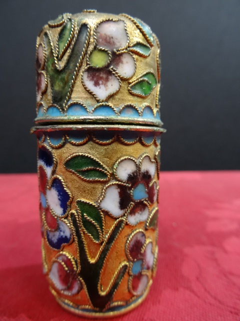 ☆アンティークコレクション：陶器:美術七宝焼き☆未使用：豪華絵柄の