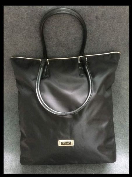  VERSACE ヴェルサーチ トートバック(かばん、バッグ)｜売買されたオークション情報、yahooの商品情報をアーカイブ公開 - オークファン かばん、バッグ