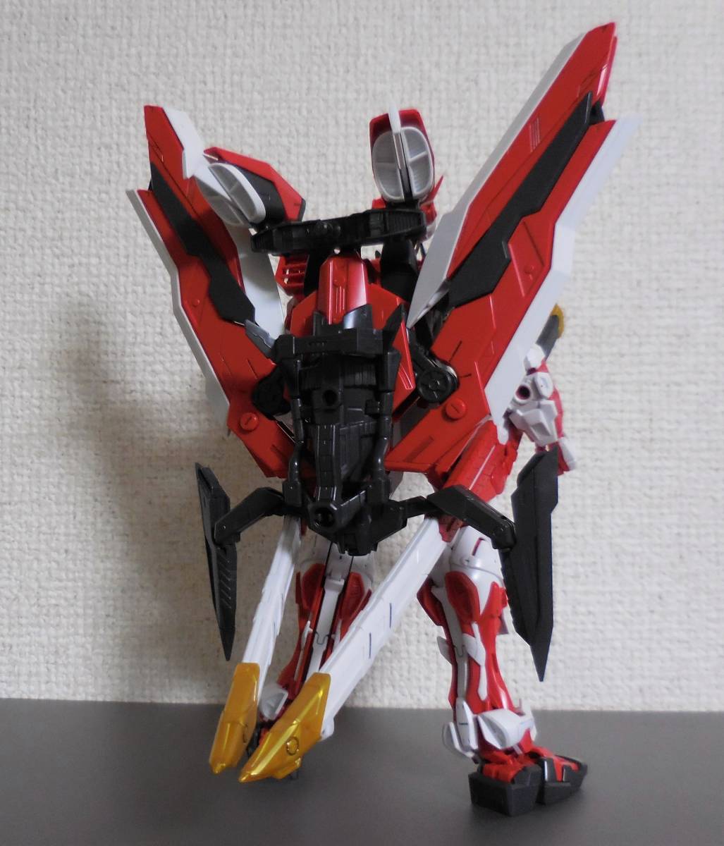 入手困難 バンダイ ガンプラ Mg ガンダムアストレイ レッドフレーム改 クリアパーツ付 Www Anavara Com