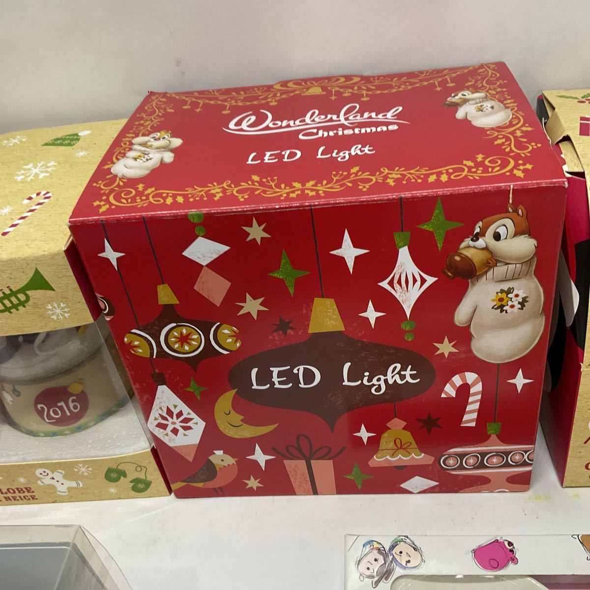 【未使用品】　ディズニー　グッズ　ぬいぐるみ　コレクション　スノードームLEDライトなど　100サイズ　 : ディズニーストアのクリスマスアイテム2022、ランタンスノー ディズニー 高さ3インチ 渦巻きグリッター付き スノー