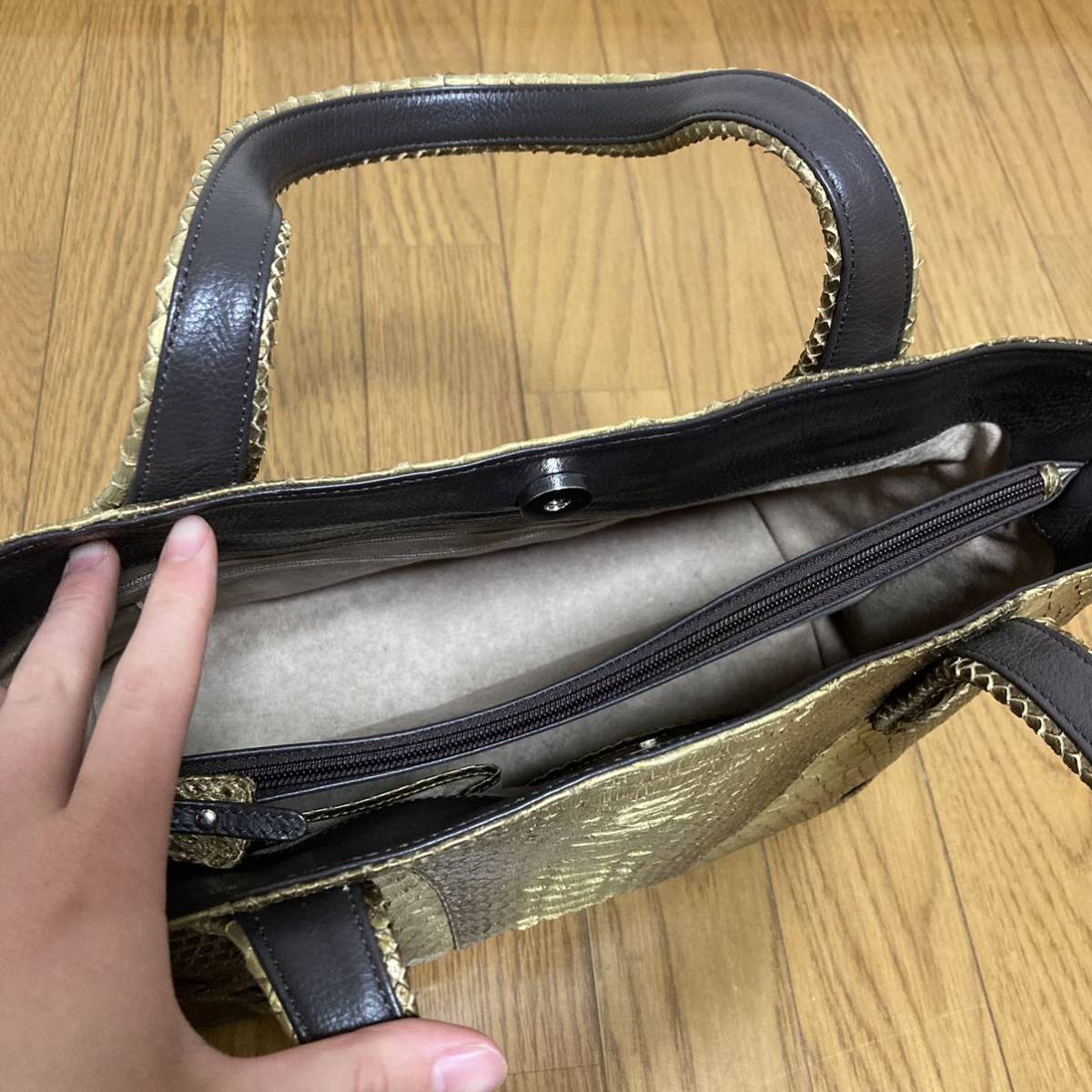 中古！布袋付き！パイソン ヘビ レディース ハンドバッグ レザー 革 