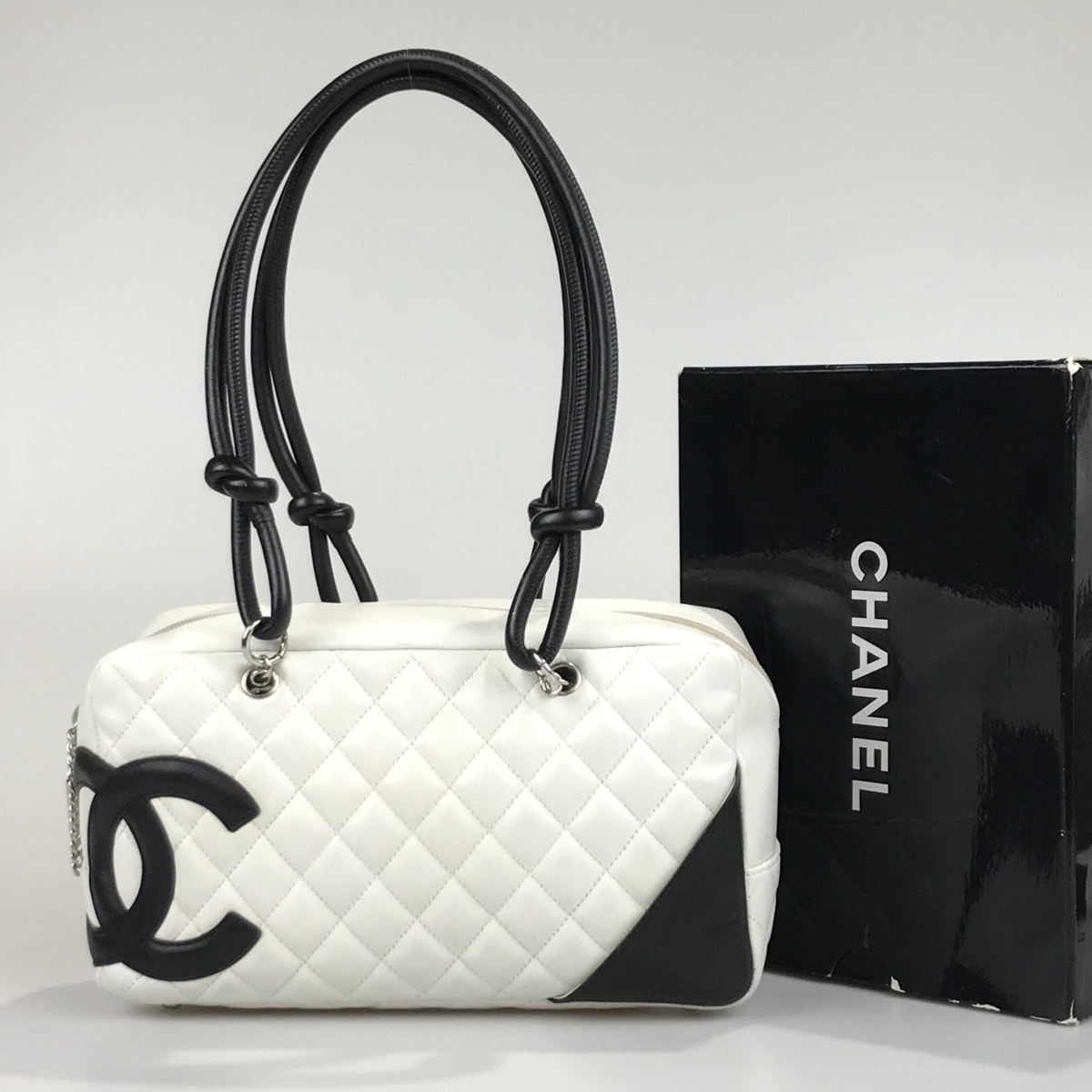 シャネルバック 白 シャネル CHANEL バッグ ハンドバッグ ショルダー