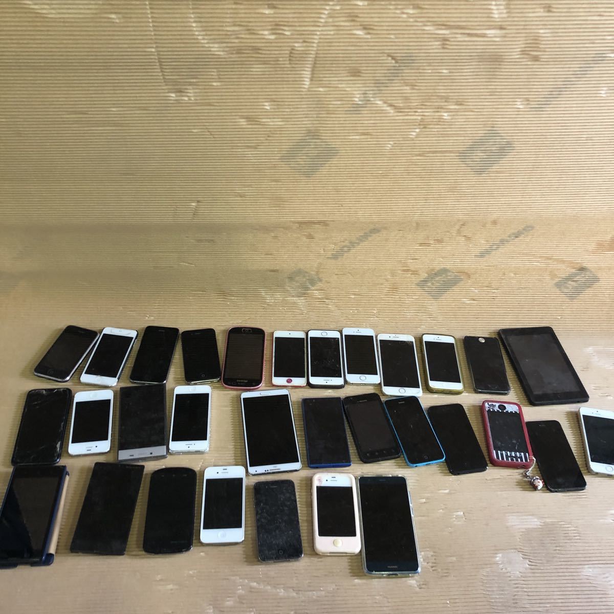 iPhone 6 スマホ 色々 大量 iPhone 0 ジャンク 画面割れ箱あり 6の 128GB版