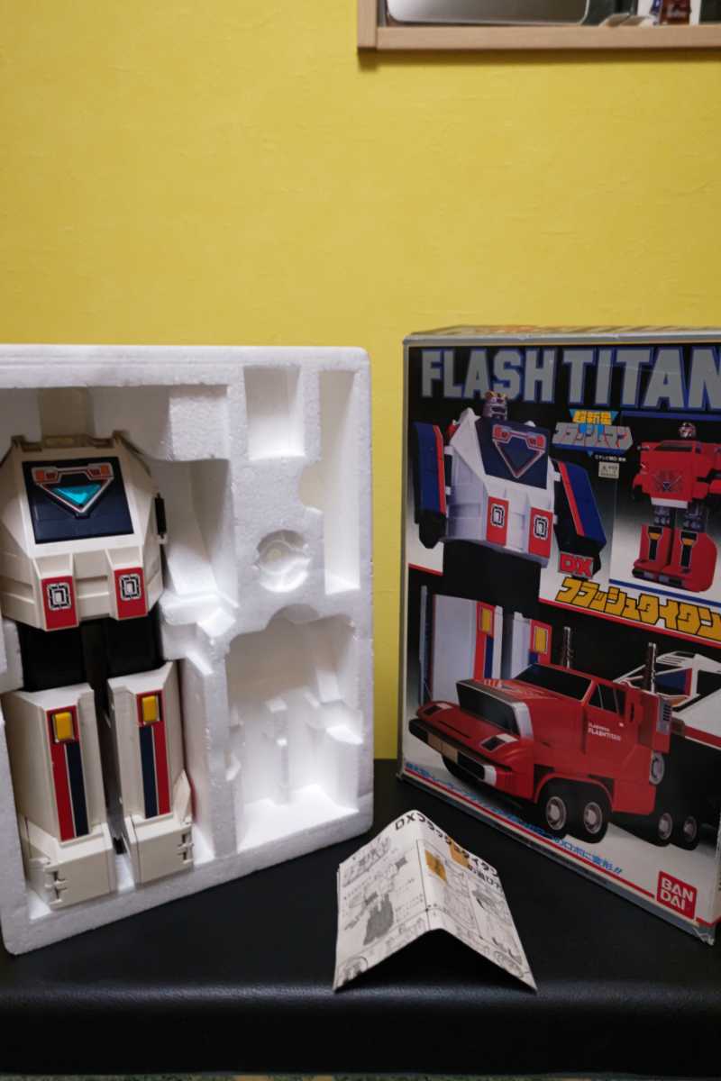 超新星フラッシュマン DXフラッシュタイタン　FLASH TITAN　当時物　バンダイ　BANDAI 超新星フラッシュマン DXフラッシュタイタン フラッシュタイタン 早い者勝ち！超新星フラッシュマン フィギュア 激