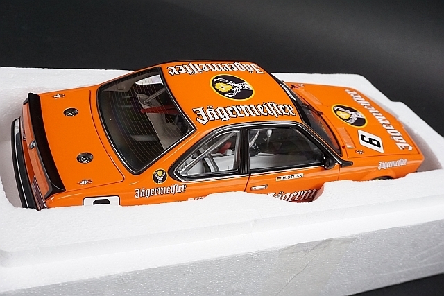 AUTOart オートアート 1/18 BMW 635 CSi E24 ヨーロッパ ツーリング