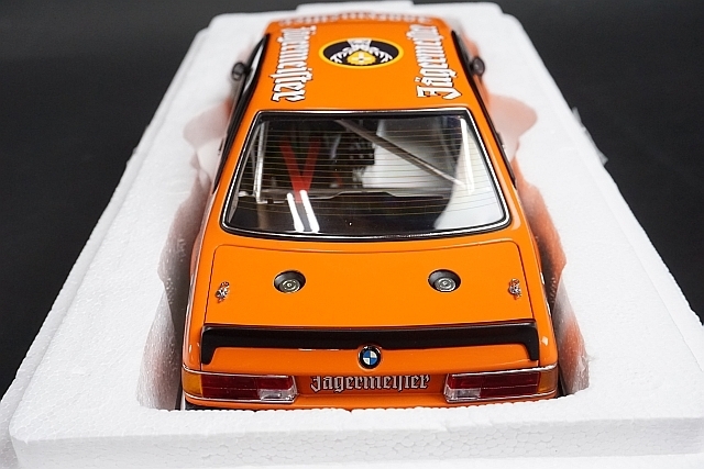 AUTOart オートアート 1/18 BMW 635 CSi E24 ヨーロッパ ツーリング