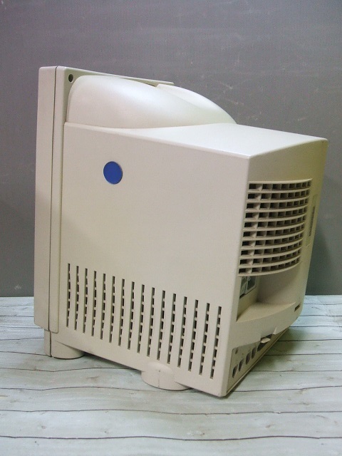Macintosh Color Classic M1600 Apple ジャンク品の入札履歴 - 入札者