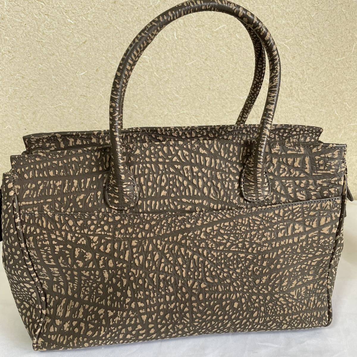 1円スタート 新品同様 タグ付き カモシカ革 アンテロープ 人気モデル  