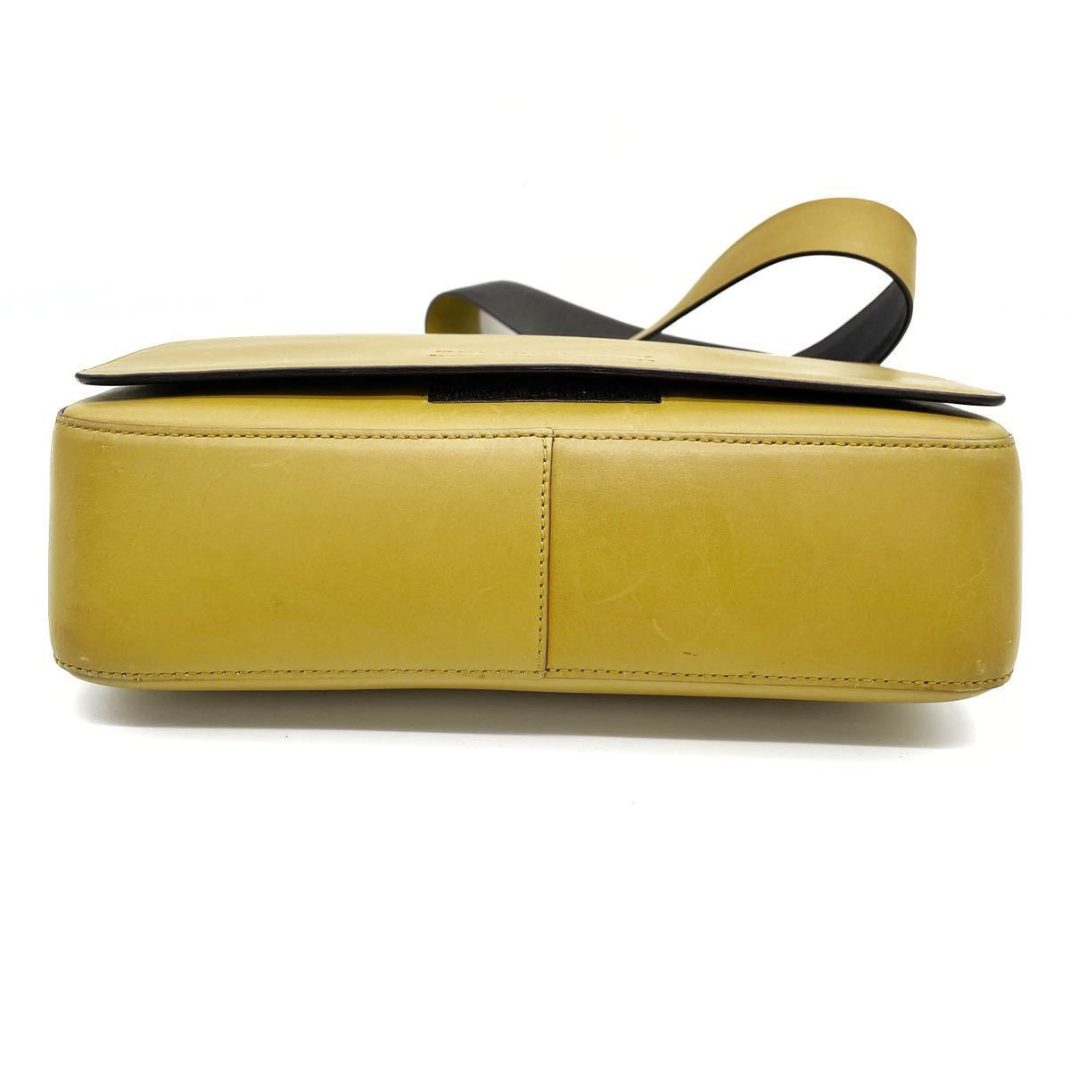 ○希少 極美品○PRADA プラダ 変形ボックス型 フラップ カーフレザー 