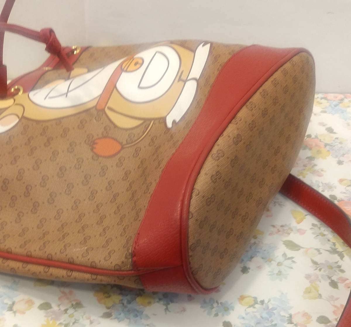極美品 GUCCIグッチ ドラえもん 牛えもん Doraemon GGスプリーム 