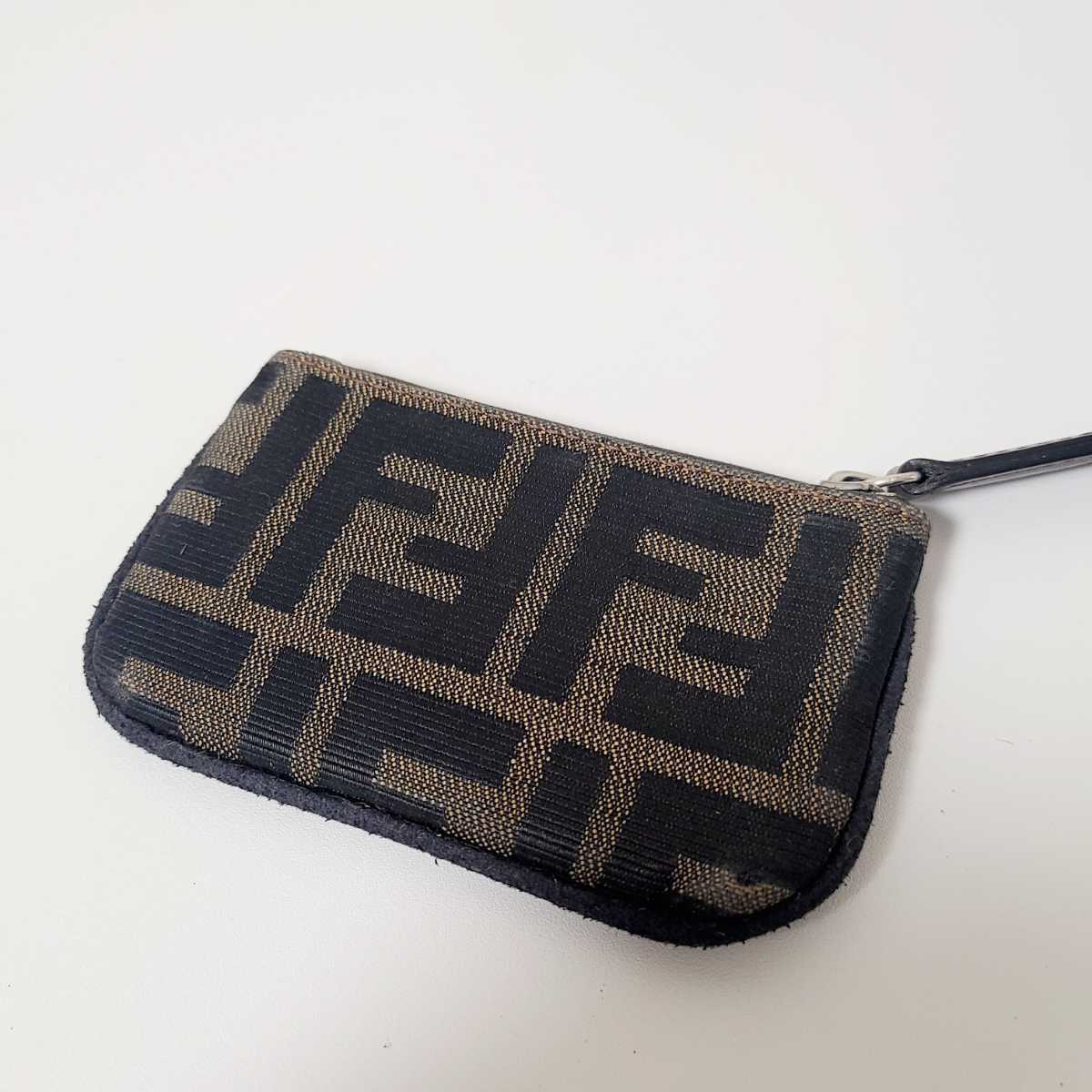 美品 FENDI フェンディ ズッカ キーケース キーリング ミニポーチ 