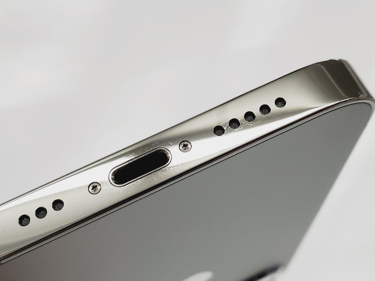 0 iPhone iPhone12 ムスビー｜iPhone ブルー ブラック色の 【中古美品 