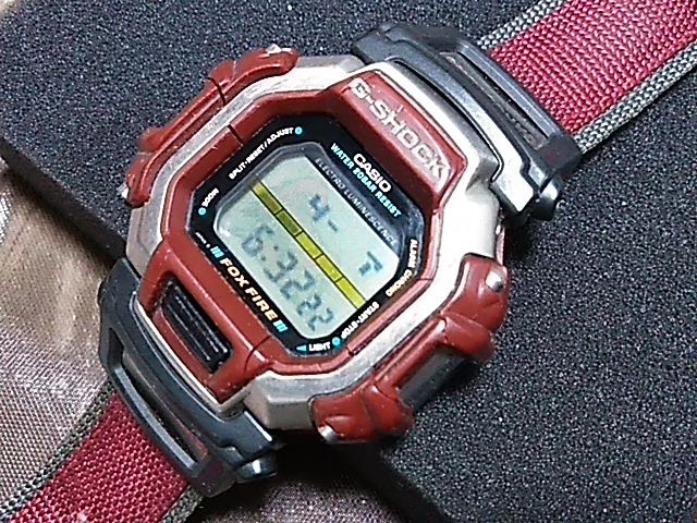 クレイジーギャングスターズ ドラゴン DW-8195-1A1 （G-SHOCK DW-8195 