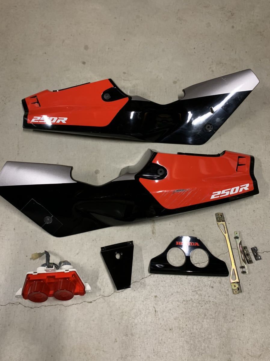 NSR250R ホンダ MC18 シートカウル HONDA '89 SEED 中古 - ホンダ