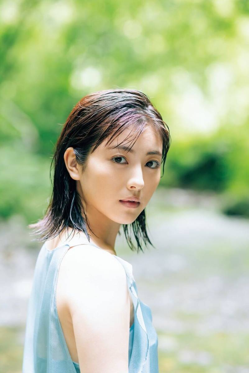 高画質 浜辺美波 写真 L判サイズ 50枚 写真 売買されたオークション情報 Yahooの商品情報をアーカイブ公開 オークファン Aucfan Com