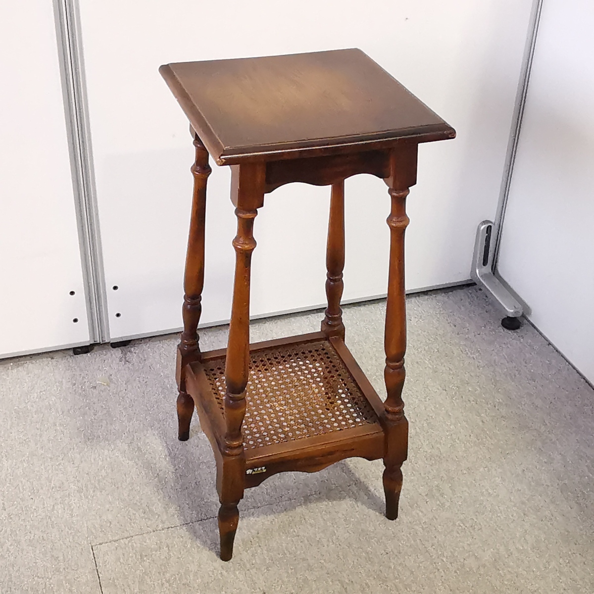 カリモク コロニアル 電話台 karimoku 花台 オールド vintage サイド