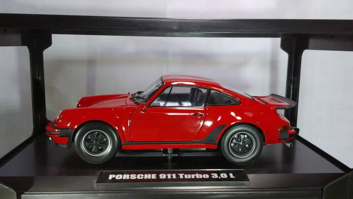 1:18 ポルシェ 911 (930) ターボ 3.0L ホワイト 【公式通販】
