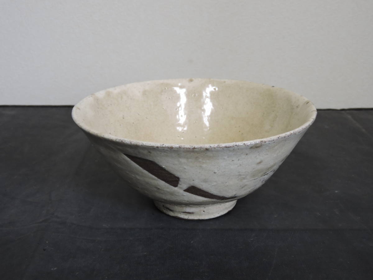 李朝大茶碗 未使用品粉引茶碗 骨董品　金直し a】茶道具 李朝 粉引茶碗 L-29 - SANKA 初期李朝粉引大