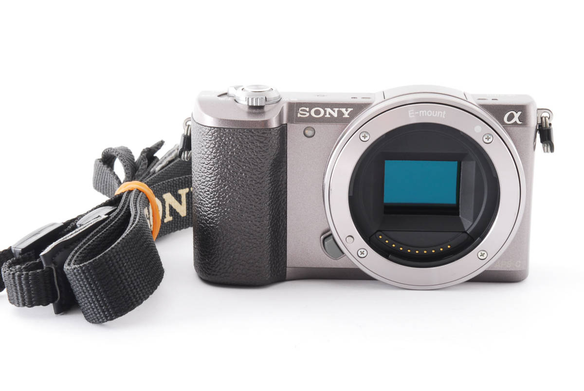 ☆美品・シャッター数7000枚以下☆ ソニー SONY α5100 ボディ ILCE