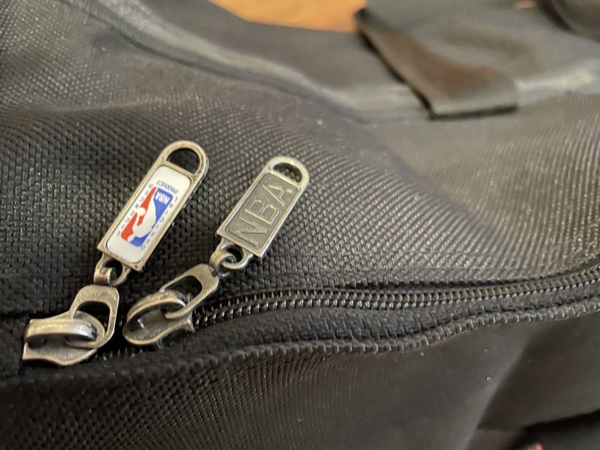 シカゴブルズのドラムバッグ／NBA／スポーツバッグ／ボストンバッグ 