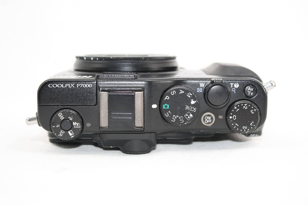 Nikon デジタルカメラ COOLPIX P7000 ブラック 1010万画素 光学7.1倍