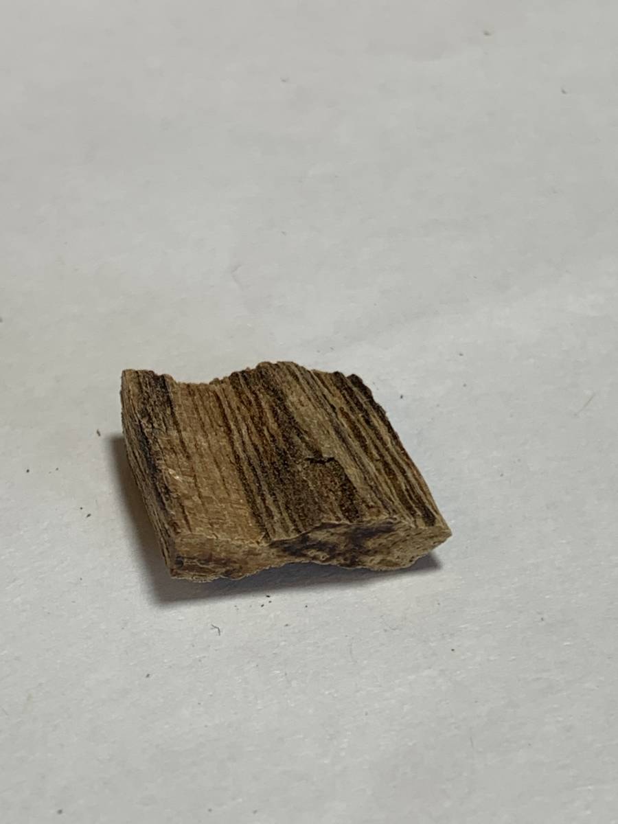 泪梅0.562g 香木⁄香原料『伽羅・沈香6種セット特撰・六国(りっこく 仮