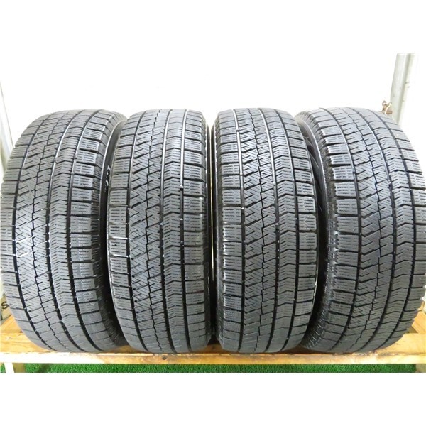 2018年製 7～8分山 ブリヂストン BLIZZAK VRX2 165/60R15 77Q 4本/札幌市手渡し可/中古スタッドレスタイヤ(冬タイヤ) ハスラー E1_62 BLIZZAK ブリヂストン 7～8分山 F_126 4本&frasl;札幌市手渡し可&frasl;中古スタッドレスタイヤ(冬タイヤ)ハリアー 97Q