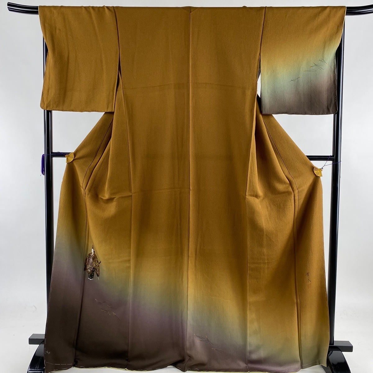  付下げ 秀品 落款 人物 松葉 染め分け 金彩 山吹茶色 袷 170.5cm 67.5cm L 正絹(付下げ)｜売買されたオークション情報、yahooの商品情報をアーカイブ公開 - オークファン 付下げ
