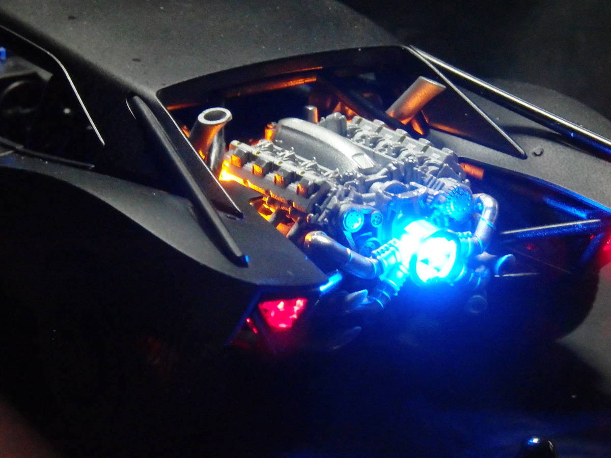 GW低額スタート！！THE BATMAN 1/35バットモービル２０２２塗装電飾完成品_4