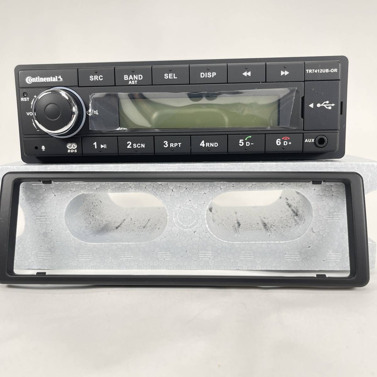 【新品・即納】日本周波数設定済 日本語説明書付 Continental TR7412UB-OR コンチネンタル オーディオ デッキ 1DIN Bluetooth MP3 USB Continental TR7412UB-OR Bluetooth ISOハーネス カー 日本語取扱説明書