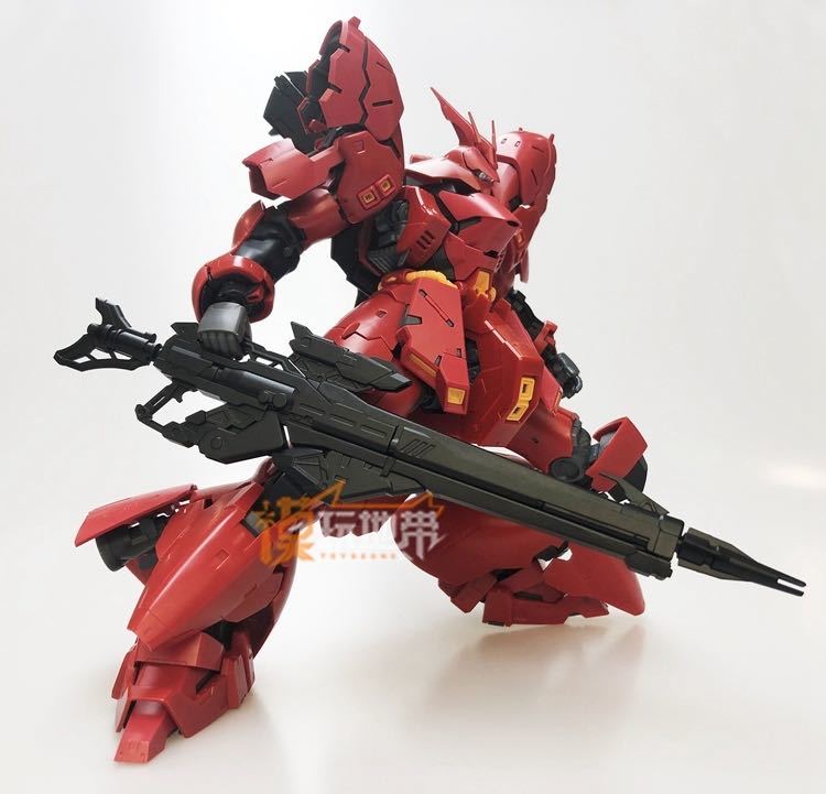国内即出荷！ 海外製 RG 1/144 サザビー 専用 ロング・ビームライフル