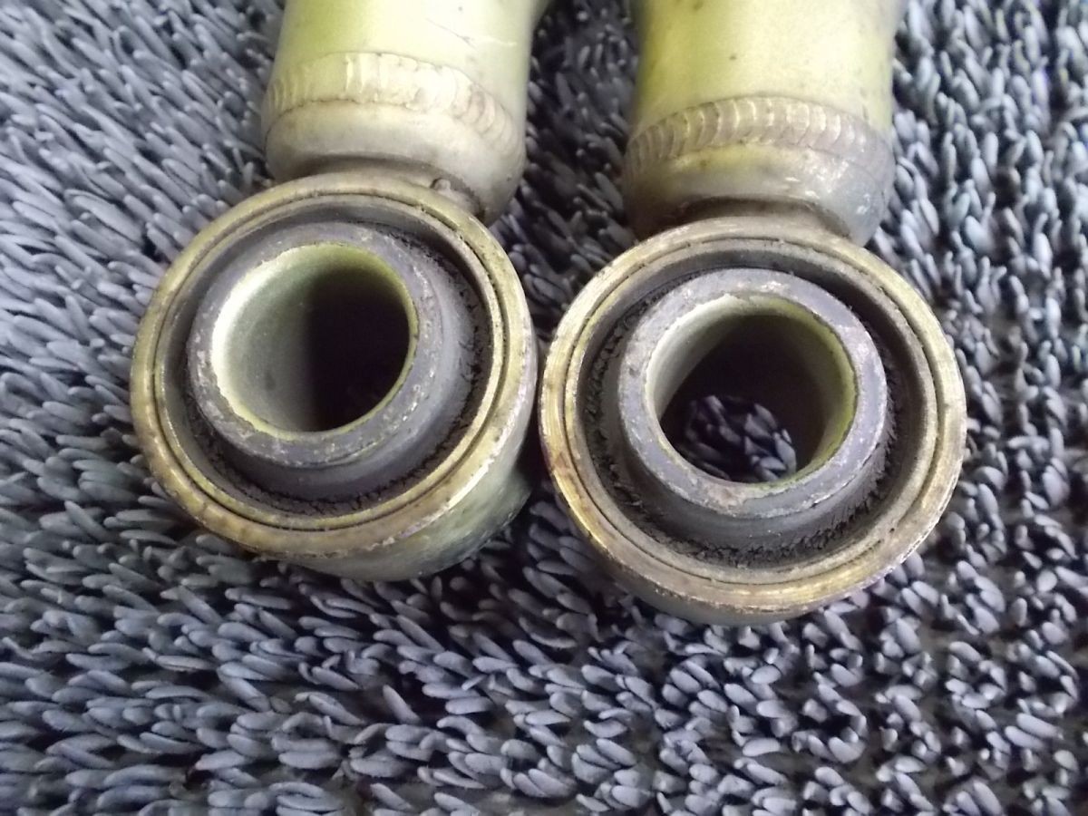 AZR60 ノア/ヴォクシー クスコ Vacanza フルタップ 車高調セット