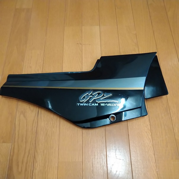 GPZ900R サイドカバー 純正 カワサキ 右 2026年最新Yahoo!オークション