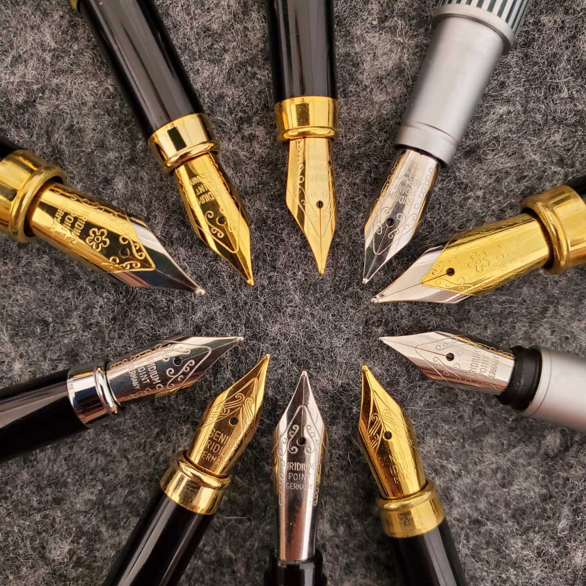 文房具 ドイツ 万年筆 美しい 50本 まとめ売り 手作り ペンまとめ 緑 ブルー 金色 万年筆一般 売買されたオークション情報 Yahooの商品情報をアーカイブ公開 オークファン Aucfan Com