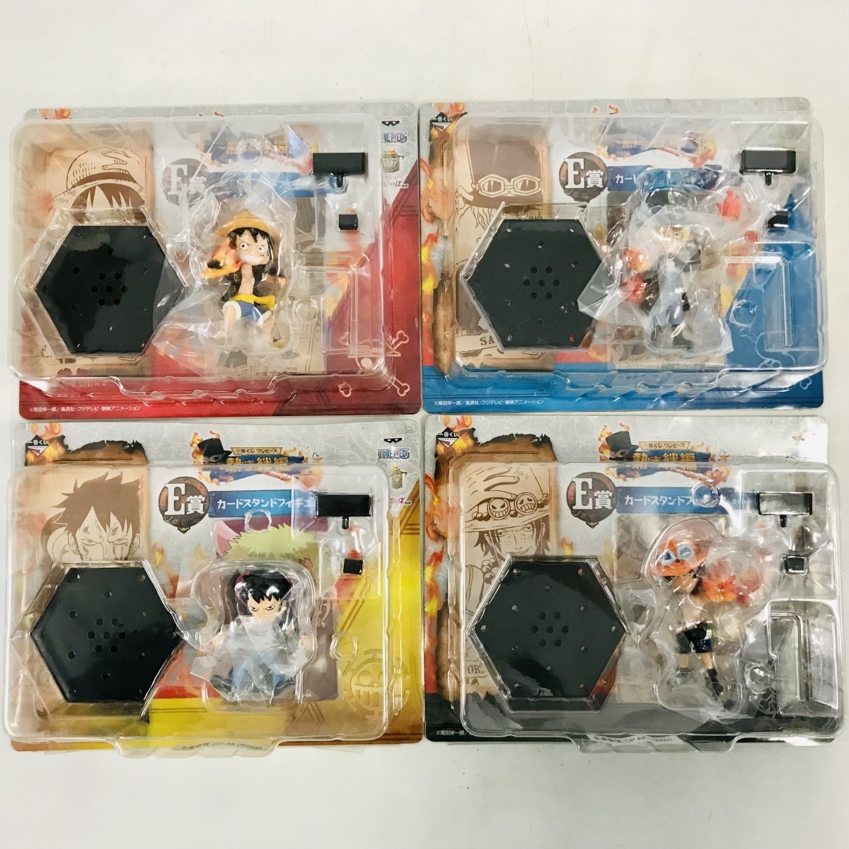 一番くじ ワンピース One Piece 熱き絆編 E賞 カードスタンドフィギュア 4種セット その他 売買されたオークション情報 Yahooの商品情報をアーカイブ公開 オークファン Aucfan Com