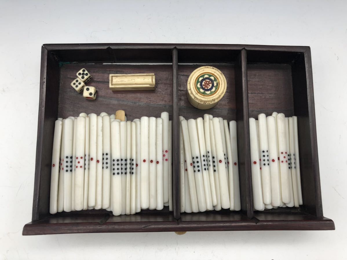 麻雀牌 木箱 骨牌 中国 背竹 古玩 竹林 (麻雀)｜売買された