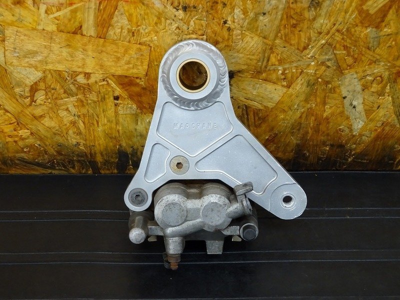 220408】ゼファー400(ZR400C-108)□ 社外リアキャリパーサポートセット