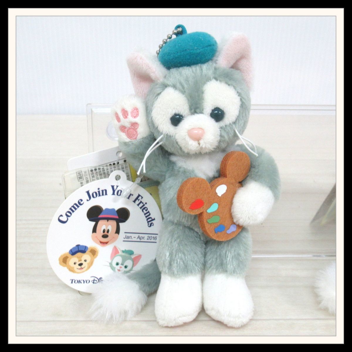 2015年　カムジョインユアフレンズ　ぬいぐるみバッジ　ダッフィー　シェリーメイ Amazon | 2016年 シェリーメイ ぬいぐるみバッジ カムジョイン・ユア